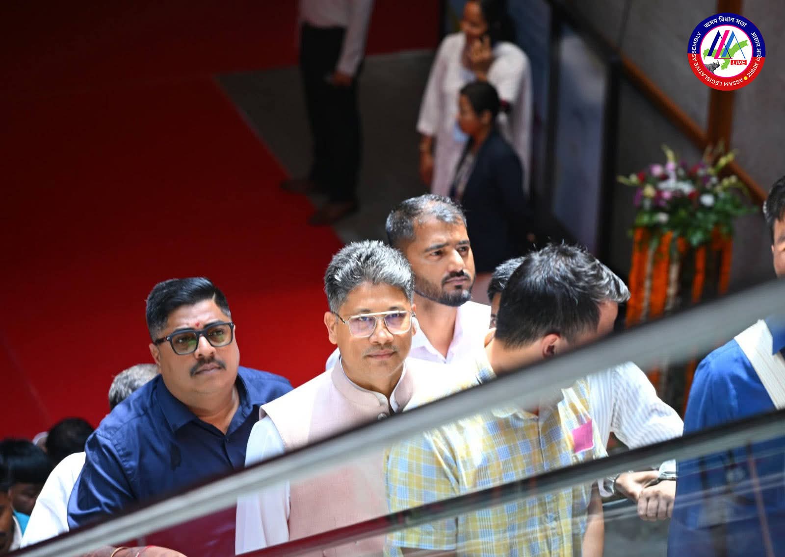 ষষ্ঠদশ অসম বিধানসভাৰ প্ৰথম অধিবেশনৰ চতুৰ্থ দিনাৰ কিছু দৃশ্য